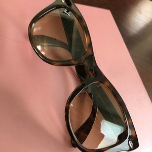 Ray-Ban Wayfarer Folding Classic Sunglass Tortoise